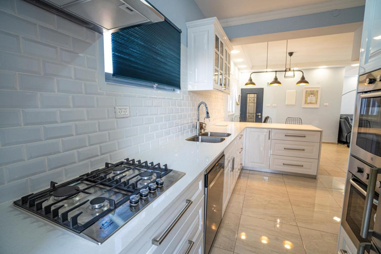 Windows On Netanya Luxury Penthouse Downtown Apartment Ngoại thất bức ảnh